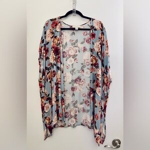 Forever 21 Floral Print Kimono NWOT